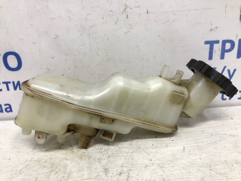 Бачок главного тормозного цилиндра SsangYong Korando C200 2.0 DIESEL 2010 (б/у) Київ - зображення 1