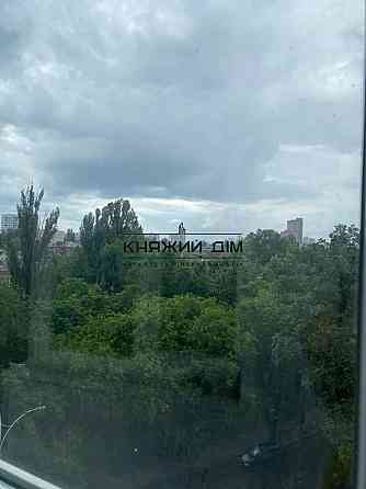 Продаж 2-кімнатної квартири на Преображенській 28.м.Вокзальна Київ