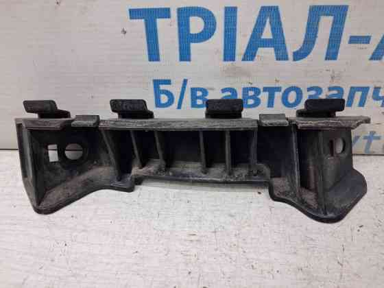 Кронштейн бампера передний правый Kia Ceed 2006-2012 865181H000 (Арт. 84840) Киев