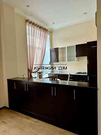 Без комісії! Оренда 2-х к. квартири студіо в центрі Києва Майдан Незалежності. № 11203679 Київ