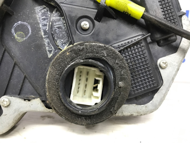 Замок двери передний правый Toyota Avensis T25 1.8 БЕНЗИН 1ZZFE 2002 (б/у) Киев - изображение 4