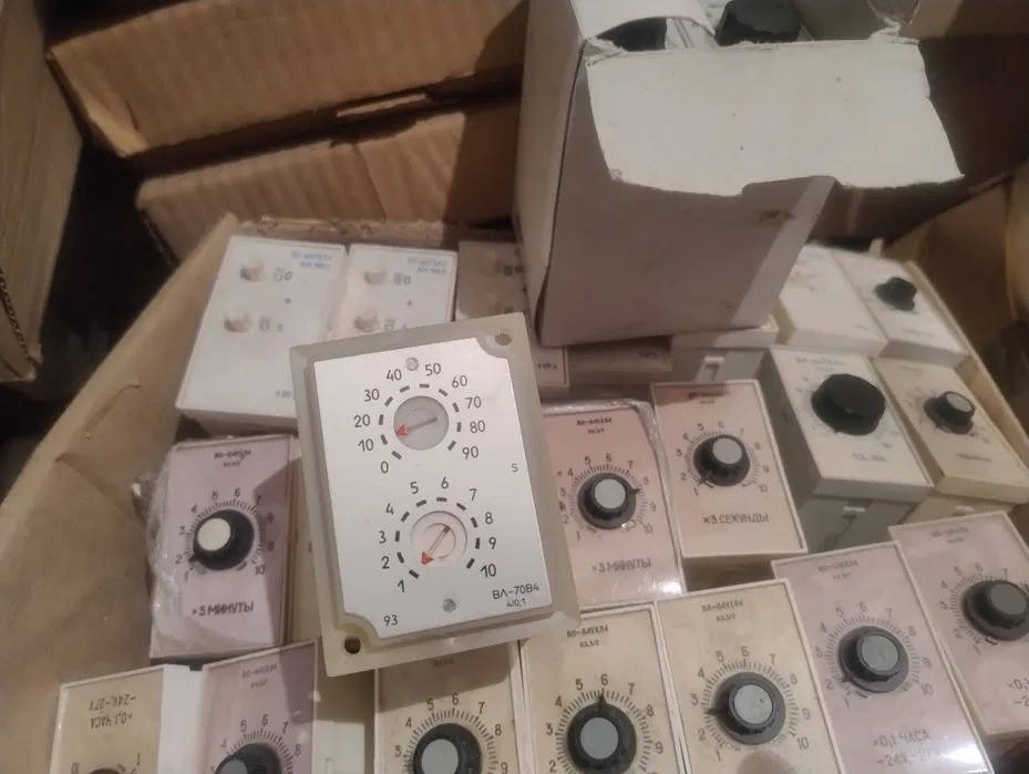 Продам реле времени часу ВЛ-64 ВЛ-66 ВЛ-70 Дніпро - зображення 1