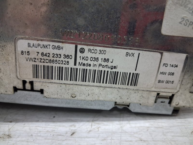 Магнитофон Volkswagen Caddy 2K 1.9 DIESEL BJB 2003 (б/у) Киев - изображение 5