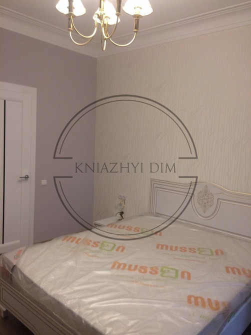 Продажа раздельной 2-х к. кв. в центре м. Крещатик 1 минута. № 21119950 Киев - изображение 1