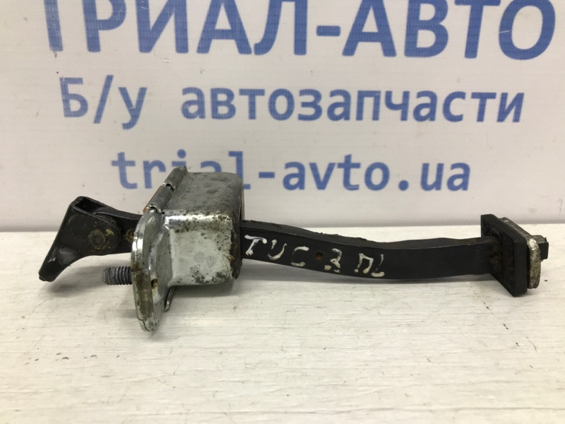 Ограничитель двери передний левый Hyundai Tucson TL 1.7 DIESEL D4FD 2015 (б/у) Київ - зображення 1