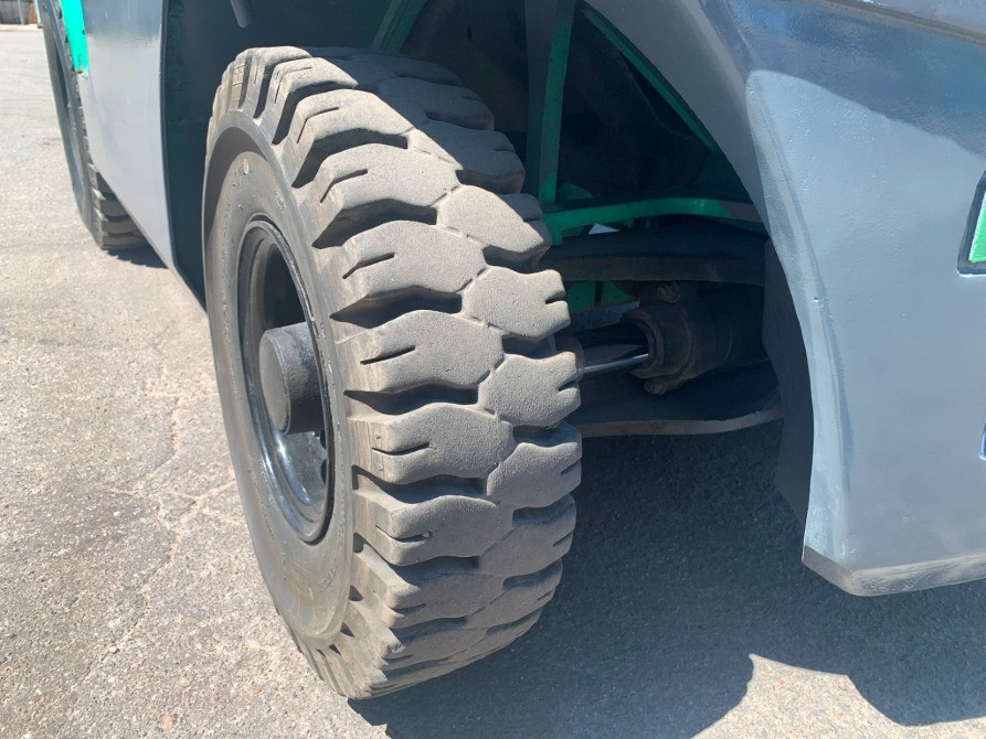 Вилочный автопогрузчик Mitsubishi с двумя дополнительными гидролиниями. Модель: FGE25D. Год: 2017. Одесса - изображение 9