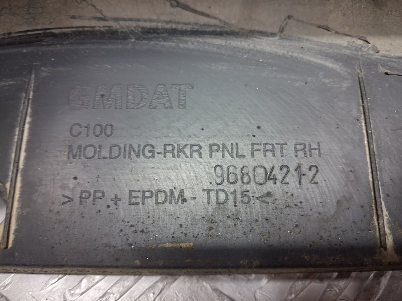 Накладка порога внешняя правая Chevrolet Captiva C100 2.4 БЕНЗИН Z24SED 2006 перед. (б/у) Киев - изображение 5