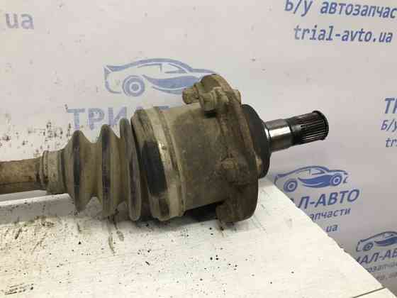 Привод задний Mitsubishi Pajero Wagon 3 3.2 ДИЗЕЛЬ 4M41 1999 (б/у) Київ