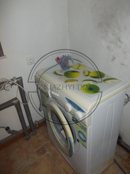 Дом с. Процев 240 кв.м. + участок 80 соток, 25 км.от м. Славутич КОД объекта : 131036 Киев - изображение 7