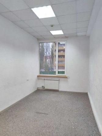 КПИ метро, ул Богдана Гаврилышина(В Василевской)7, офис 36м Київ