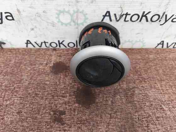 Дефлектор воздуха левый Nissan Note E11 2005-2012 (68760-BH00A) Ковель