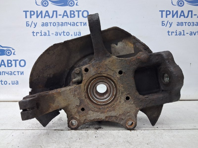 Кулак поворотный правый со ступицей Kia Sorento BL 2.5 DIESEL D4CB 2002 (б/у) Киев - изображение 1