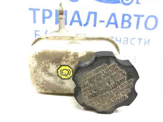 Бачок главного тормозного цилиндра Hyundai Santa fe CM 2.7 БЕНЗИН G6EA 2005 (б/у) Киев