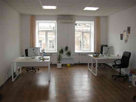 Контрактова пл метро,вул Спаська 34, офіс 37м Київ