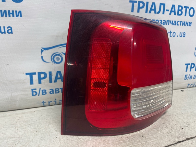 Фонарь задний внешний левый Kia Sorento XM 2.4 БЕНЗИН G4KJ 2009 (б/у) Киев - изображение 2