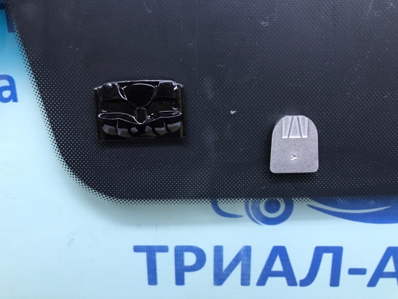 Стекло лобовое Kia Sportage SL 1.7 DIESEL D4FD 2010 (б/у) Киев - изображение 6