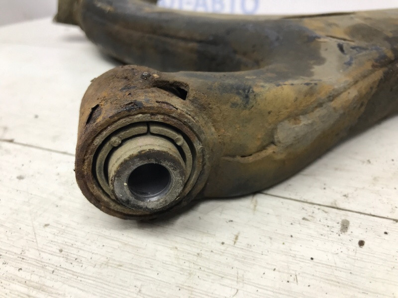 Рычаг правый Subaru Outback BS 2.0 DIESEL EE20Z 2014 (б/у) Київ - зображення 2