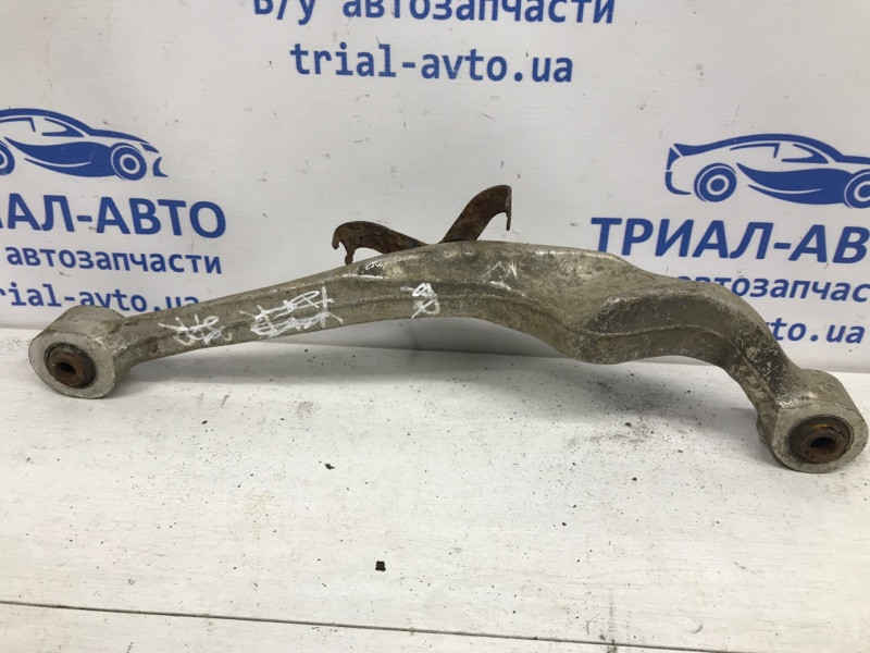 Рычаг задний поперечный Nissan Qashqai J10 2.0 БЕНЗИН MR20DE 2006 лев. (б/у) Киев - изображение 1