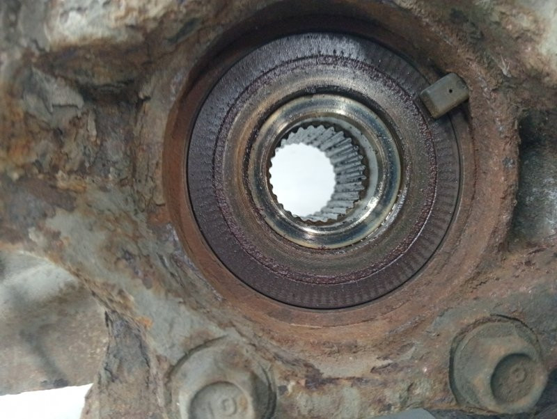 Кулак поворотный правый со ступицей Suzuki Grand Vitara JT 2.4 БЕНЗИН J24B 2005 (б/у) Київ - зображення 4