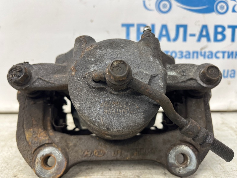 Суппорт передний правый Kia Sportage QL 1.7 DIESEL D4FD 2015 (б/у) Київ - зображення 3