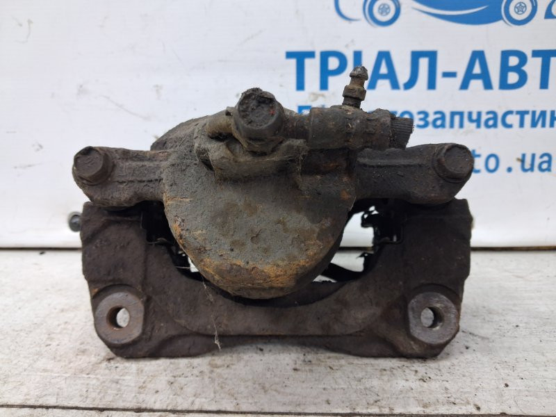 Суппорт передний правый Toyota Camry XV30 3.0 БЕНЗИН 1MZFE 2001 (б/у) Киев - изображение 3