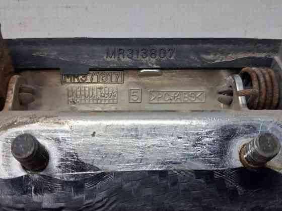 Ручка двери внешняя передняя левая Mitsubishi Pajero Sport 1996-2008 MR371041 (Арт. 64955) Киев