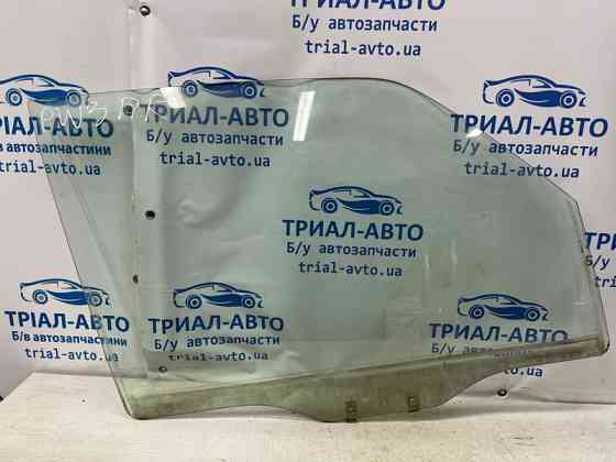 Стекло двери переднее правое Mitsubishi Pajero Wagon 3 3.2 ДИЗЕЛЬ 4M41 1999 (б/у) Київ