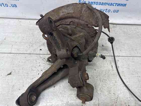 Цапфа задняя левая со ступицей Toyota Camry XV30 3.0 БЕНЗИН 1MZFE 2001 (б/у) Київ