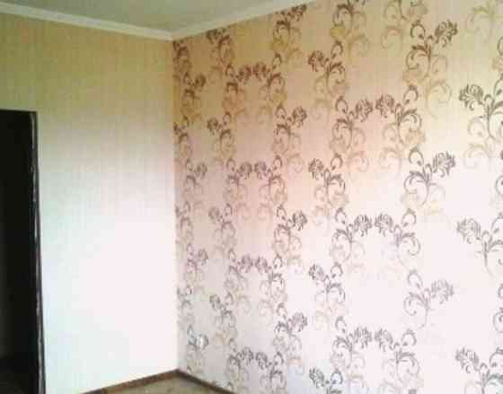 Поклейка обоев в Киеве Маляр Киев