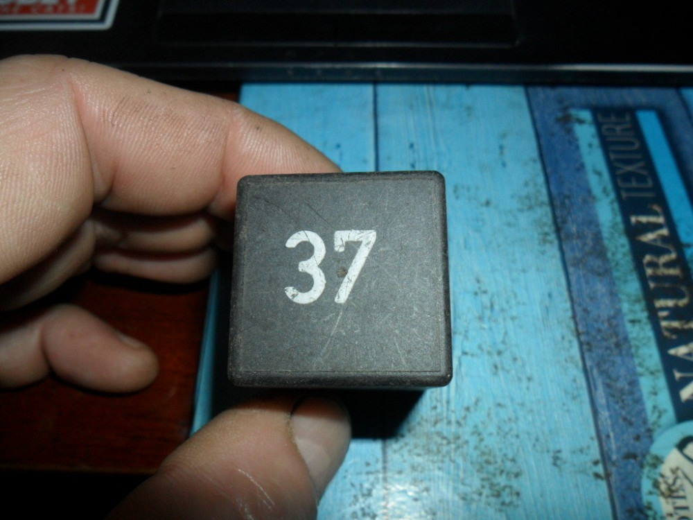 Реле №37, Фольксваген, Ауді, VW - Audi VAG 813906064 оригінал Винница - изображение 3