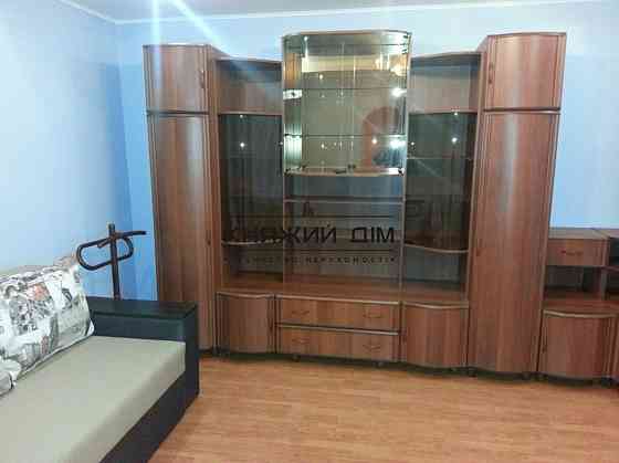 Пропонується в оренду 1-к.кв. біля м. Палац Україна Киев