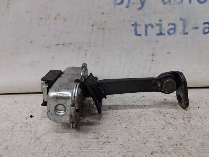 Ограничитель двери передний правый SsangYong Rexton Y250 2.7 D27DT 2006 (б/у) Киев - изображение 1