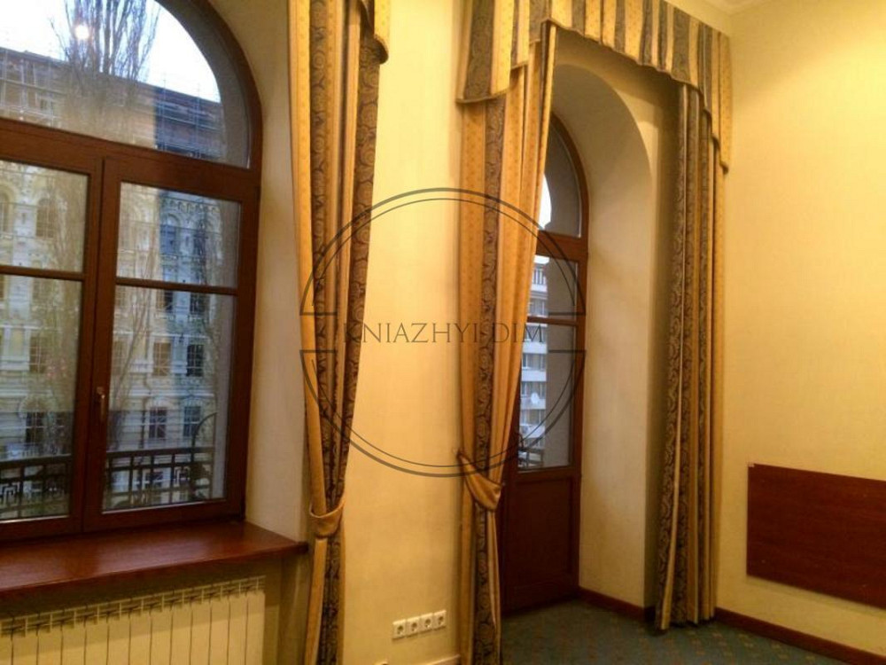 Без комиссии. Нежилое помещение класса А ,на Бессарабской площади .Код объекта № 1414035 Київ - зображення 3