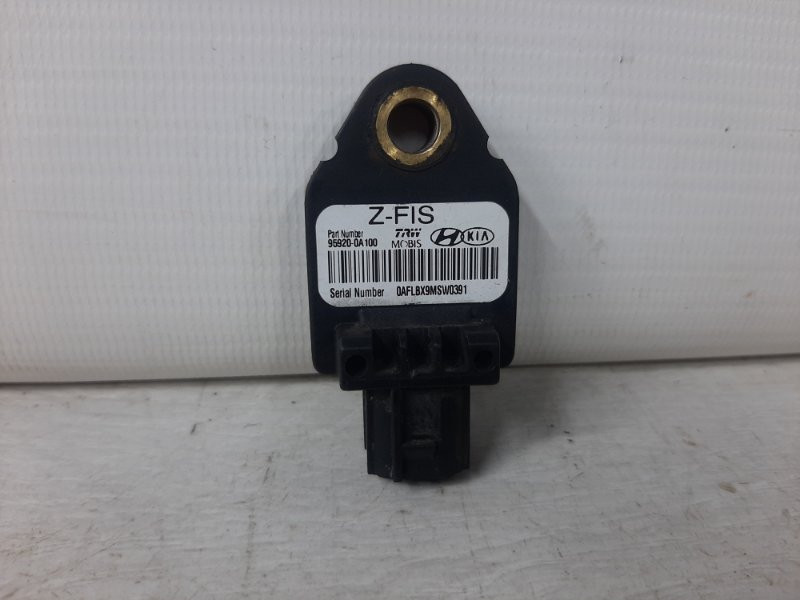 Датчик удара (AIRBAG) Kia Ceed ED 1.4 БЕНЗИН G4FA 2006 (б/у) Київ - зображення 1