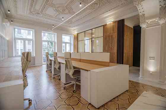 долгосрочная аренда офисное помещение Киев, Печерский, 7999 $/мес. Киев