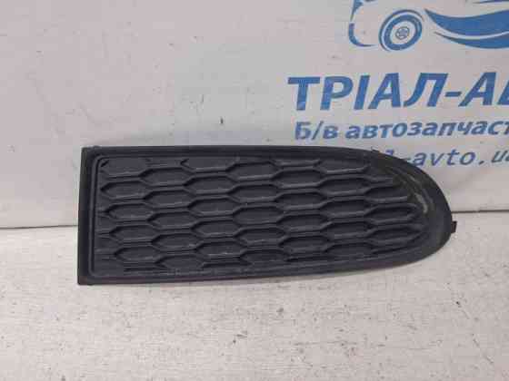 Решетка противотуманки левая Dodge Journey 2007-2020 68079853AA (Арт. 71799) Киев