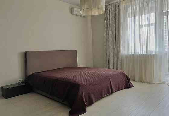 долгосрочная аренда 3-к квартира Киев, Печерский, 1500 $/мес. Київ