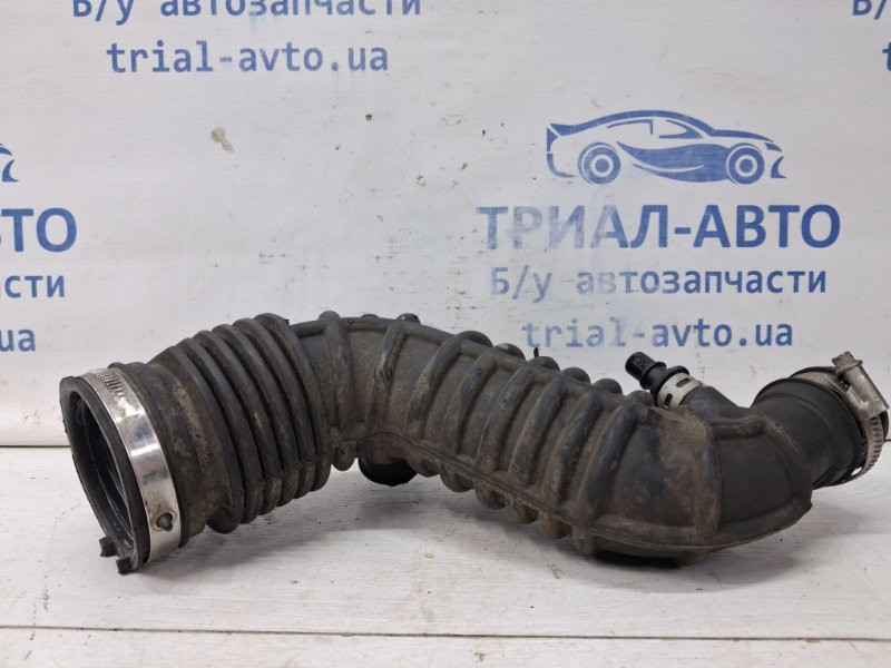 Патрубок воздушного фильтра Nissan Qashqai J11 1.2 БЕНЗИН HRA2DDT 2013 (б/у) Киев - изображение 3