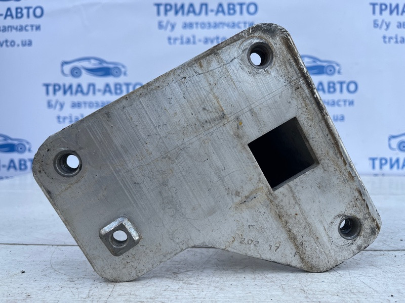 Кронштейн усилителя переднего бампера Jeep Cherokee KL 3.2 БЕНЗИН EHK 2013 лев. (б/у) Киев - изображение 4