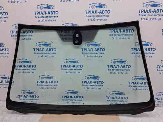 Стекло лобовое Toyota Avensis T25 2.2 DIESEL 2ADFTV 2002 (б/у) Киев