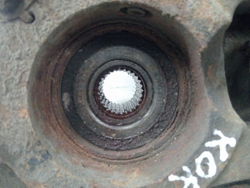 Кулак поворотный правый со ступицей SsangYong Korando C200 2.0 DIESEL D20DT 2010 (б/у) Киев - изображение 4