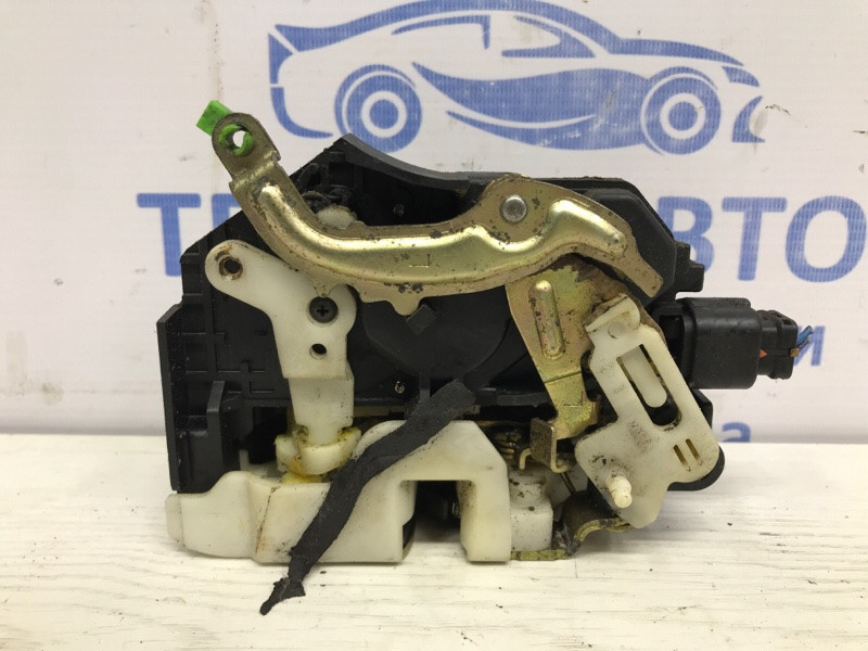 Замок двери задний левый Mitsubishi Outlander CU 2.4 БЕНЗИН 4G69 2003 (б/у) Киев - изображение 3