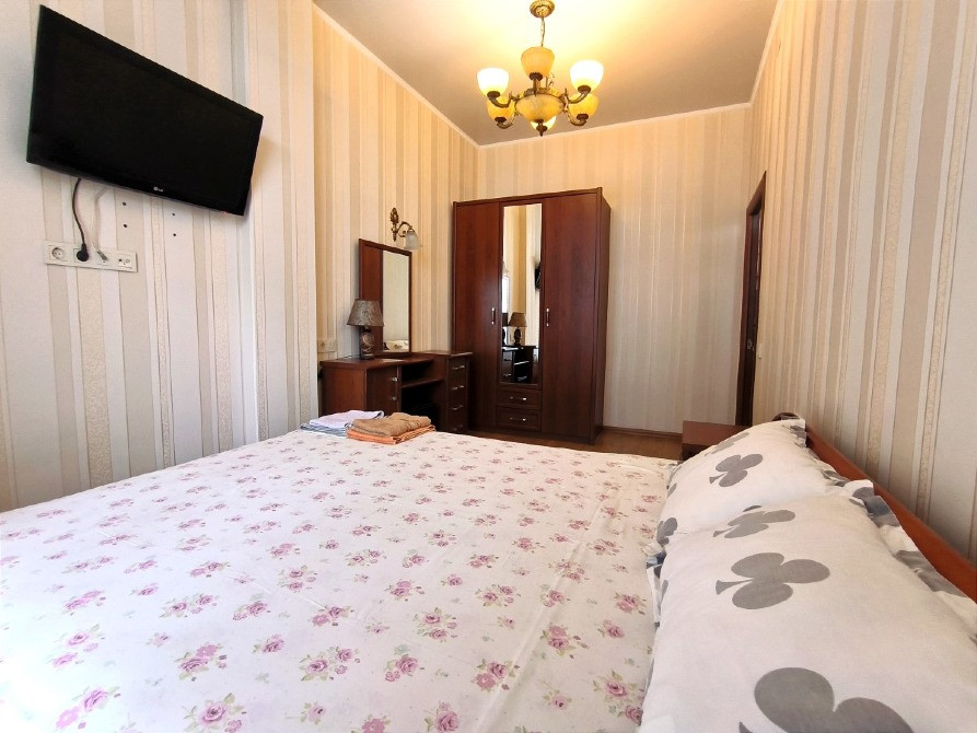 Сдам квартиру с террасой и видом на море, Одесса Аркадиевский Дворец, 2-х комнатная, по-суточно Одесса - изображение 2