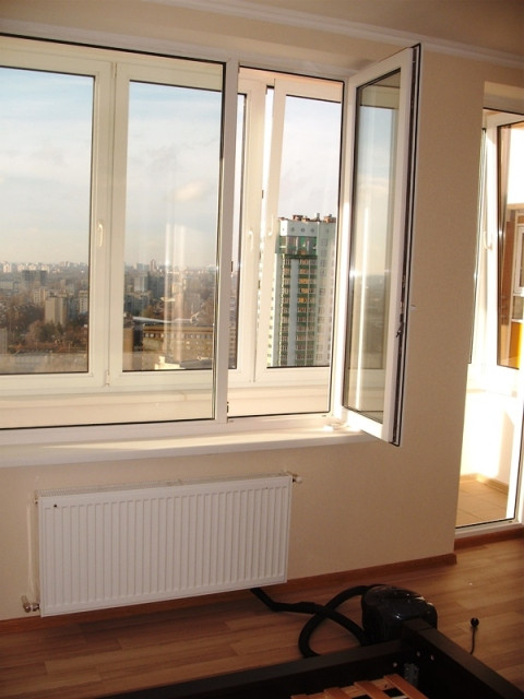 Є генератор. Оренда 2-х. кім.кв.-студіо на пр. Лобановського. Севастопольська пл. Код: 1127194 Киев - изображение 2