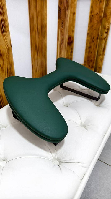 Підставка для манікюра Узин - зображення 1