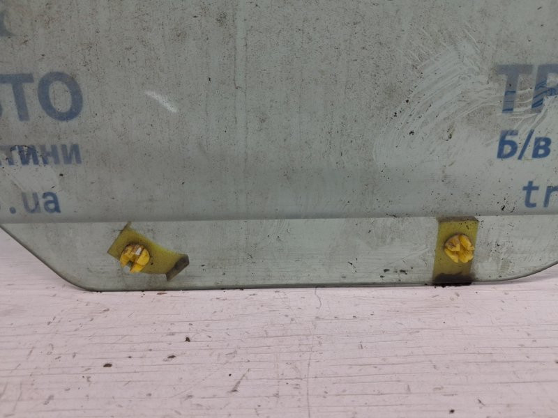 Стекло двери переднее правое Chevrolet Captiva C140 2.2 DIESEL Z22D1 2006 (б/у) Київ - зображення 2