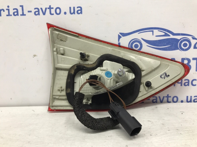 Фонарь задний внутренний правый Ford Kuga CBS 2.0 DIESEL 2011 (б/у) Київ - зображення 2