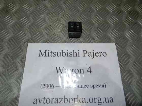 Кнопка стеклоподъемника Mitsubishi Pajero Wagon 4 3.2 ДИЗЕЛЬ 4M41 2006 (б/у) Київ