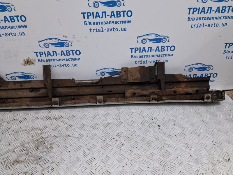 Подножка Mitsubishi Pajero Wagon 3 3.2 ДИЗЕЛЬ 4M41 1999 лев. (б/у) Киев - изображение 6