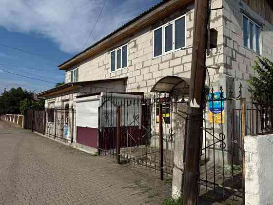 Продається двоповерховий будинок Овруч